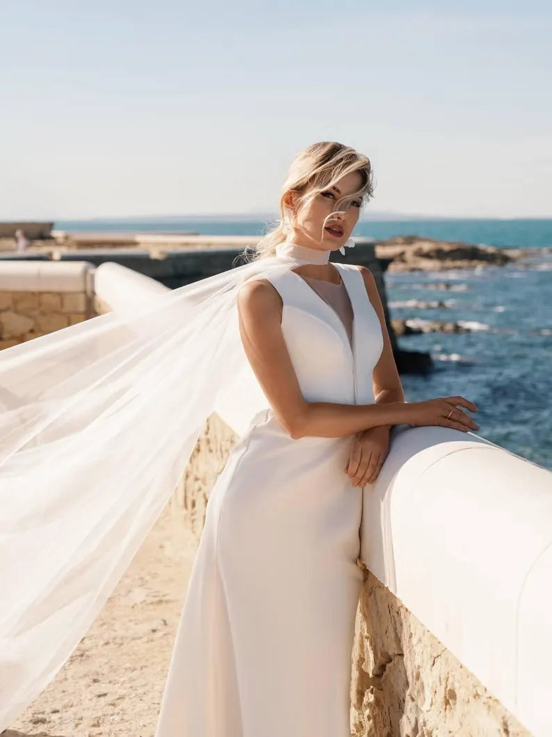 Aimishang Dress Wholesale Mermaid Deep V-neck line Satin Elegant Wedding Dress Floor-Length Bridal Grown