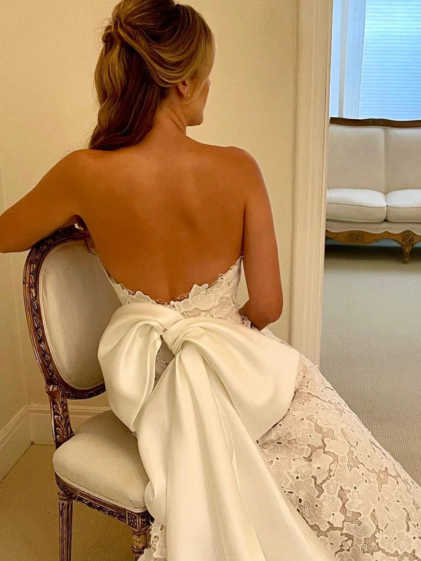 Floral Lace Strapless A Line Wedding Dress with Satin Bowtie Boho Wedding Gown Off Shoulder Elegant