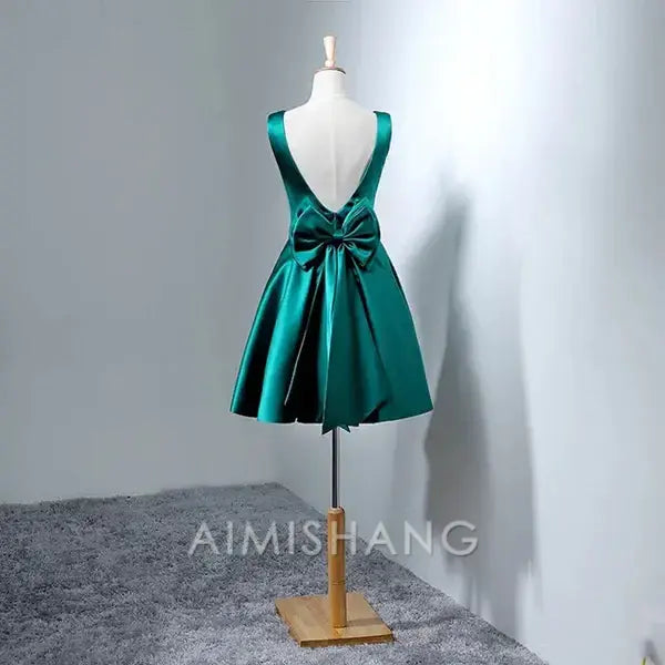 Aimishang Lovely A-Line Sleeveless Satin Homecoming Dress Sweet Birthday Party Dress Simple Cocktail Dress With Bow