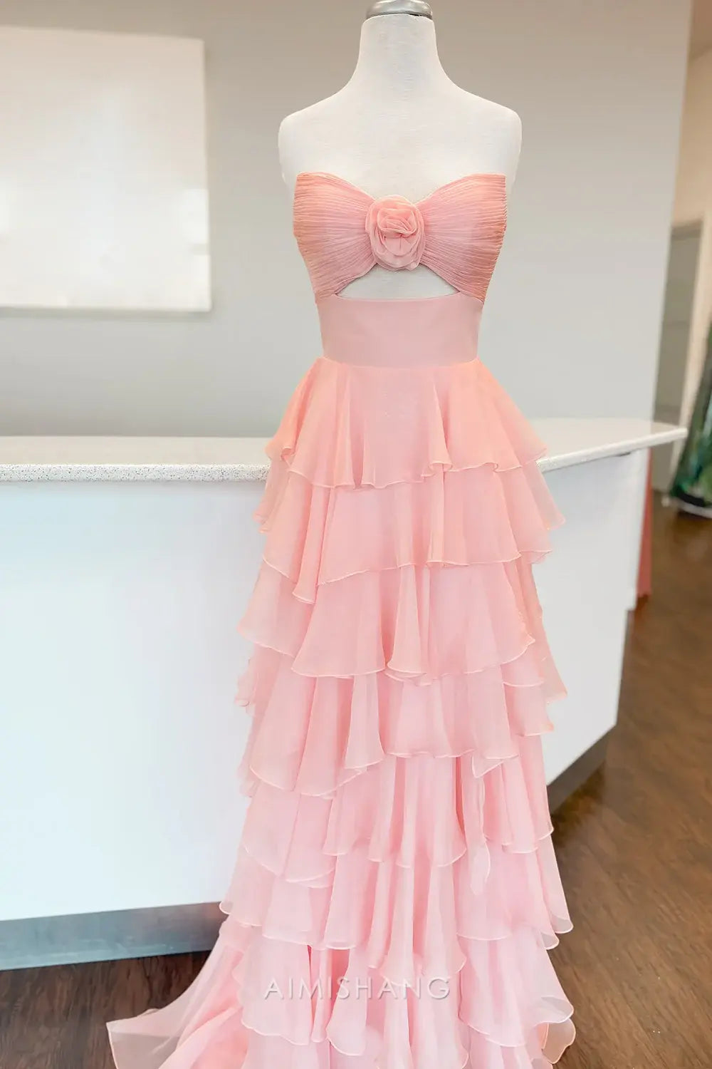 Aimishang Lovely A Line Princess Sweetheart Strapless Sleeveless Prom Dress Ruffled Long Formal Dress Charming Evening Party Dress