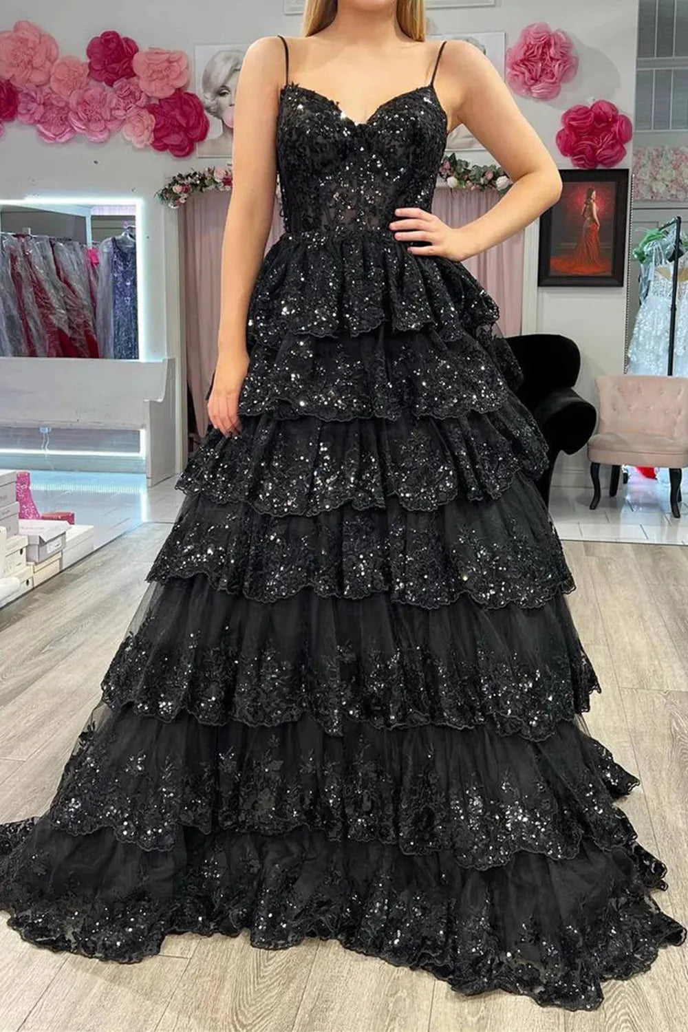 Aimishang A-Line Spaghetti Straps Tiered Prom Dress With Appliques Charming Evening Party Dress