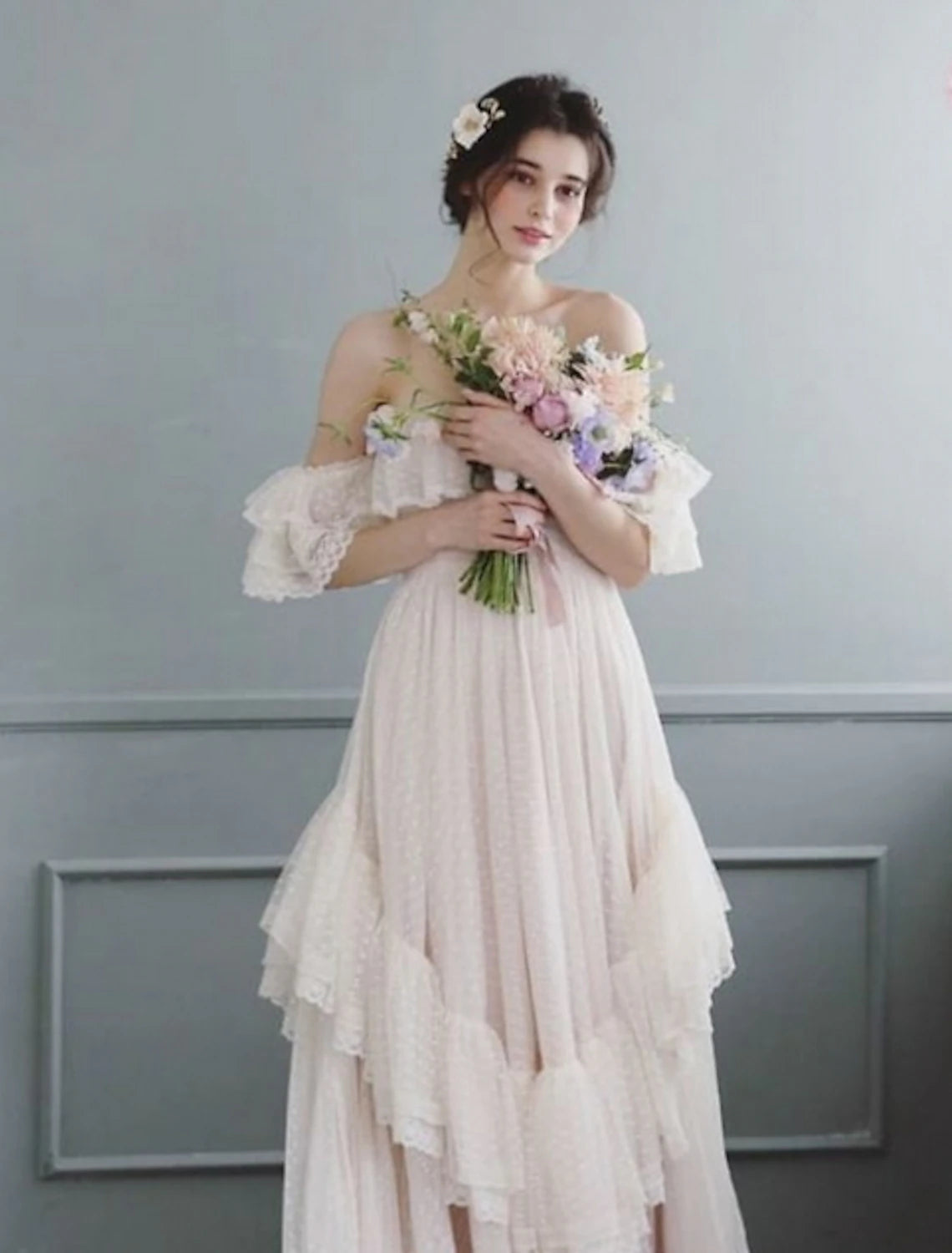 Aimishang Beach Wedding Dresses A-Line Off Shoulder Sweep / Brush Train Tulle Bridal Gowns With Ruffles Summer Wedding Party