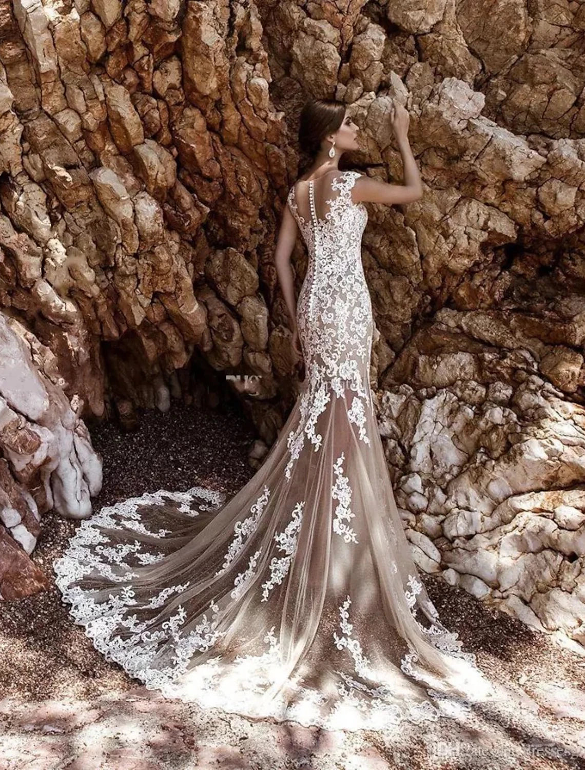 Aimishang Engagement Formal Wedding Dresses Mermaid / Trumpet Illusion Neck Cap Sleeve Court Train Lace Bridal Gowns With Appliques Summer Wedding Party