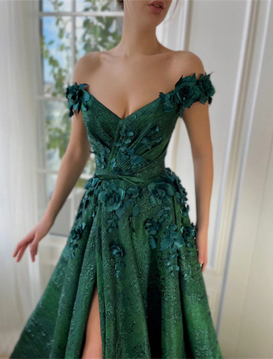 Aimishang A-Line Prom Dresses Floral Dress Wedding Guest Wedding Party Court Train Sleeveless Off Shoulder Satin with Slit Appliques