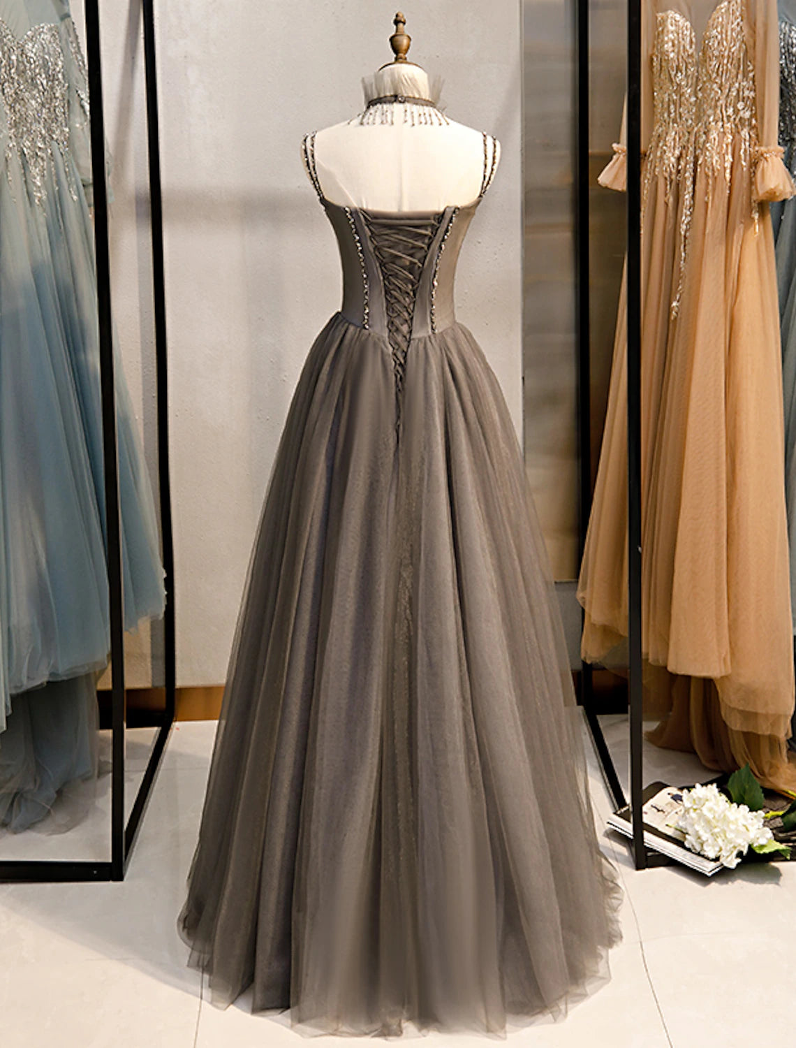 Aimishang A-Line Prom Dresses Open Back Dress Formal Wedding Guest Floor Length Sleeveless Spaghetti Strap Tulle Without Neck accessories