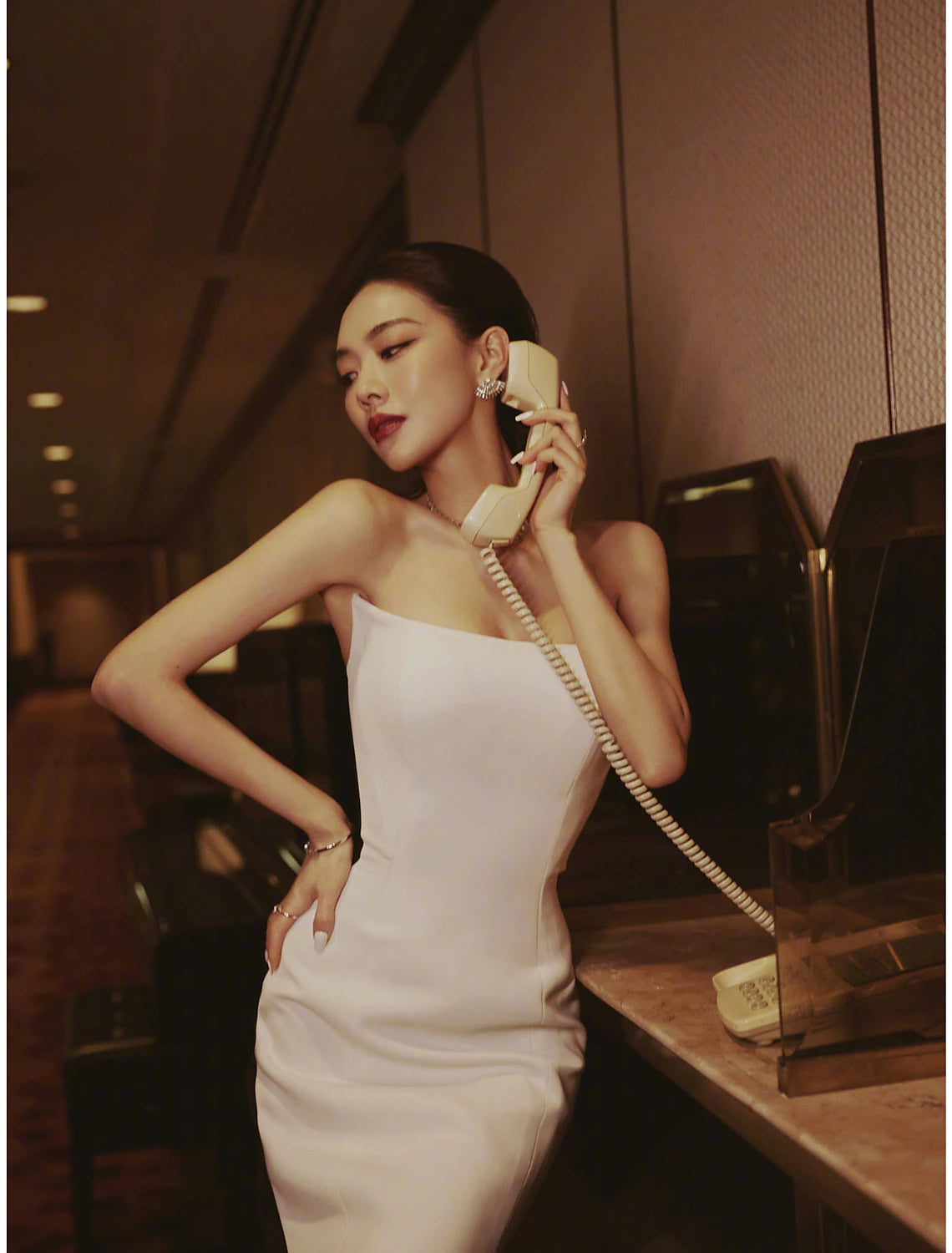 Aimishang Mermaid Party Dress Evening Gown Color Block Dress Engagement Formal Evening Court Train Sleeveless Strapless Satin with Slit