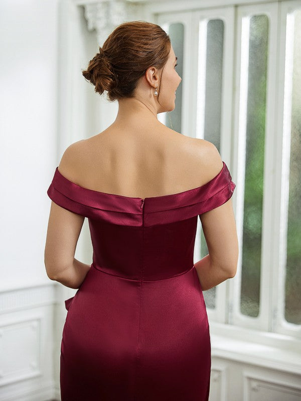 Aimishang Sheath/Column Woven Satin Ruched Off-the-Shoulder Sleeveless Short/Mini Mother of the Bride Dresses