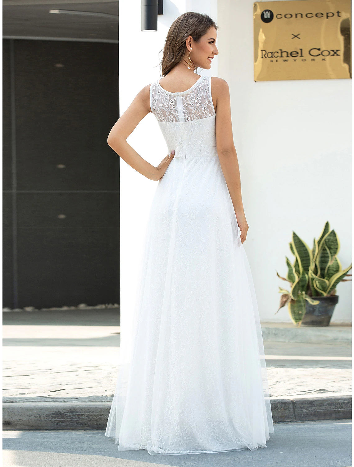 Aimishang Beach Wedding Dresses A-Line Scoop Neck Sleeveless Floor Length Lace Bridal Gowns With Lace 2023 Summer Wedding Party