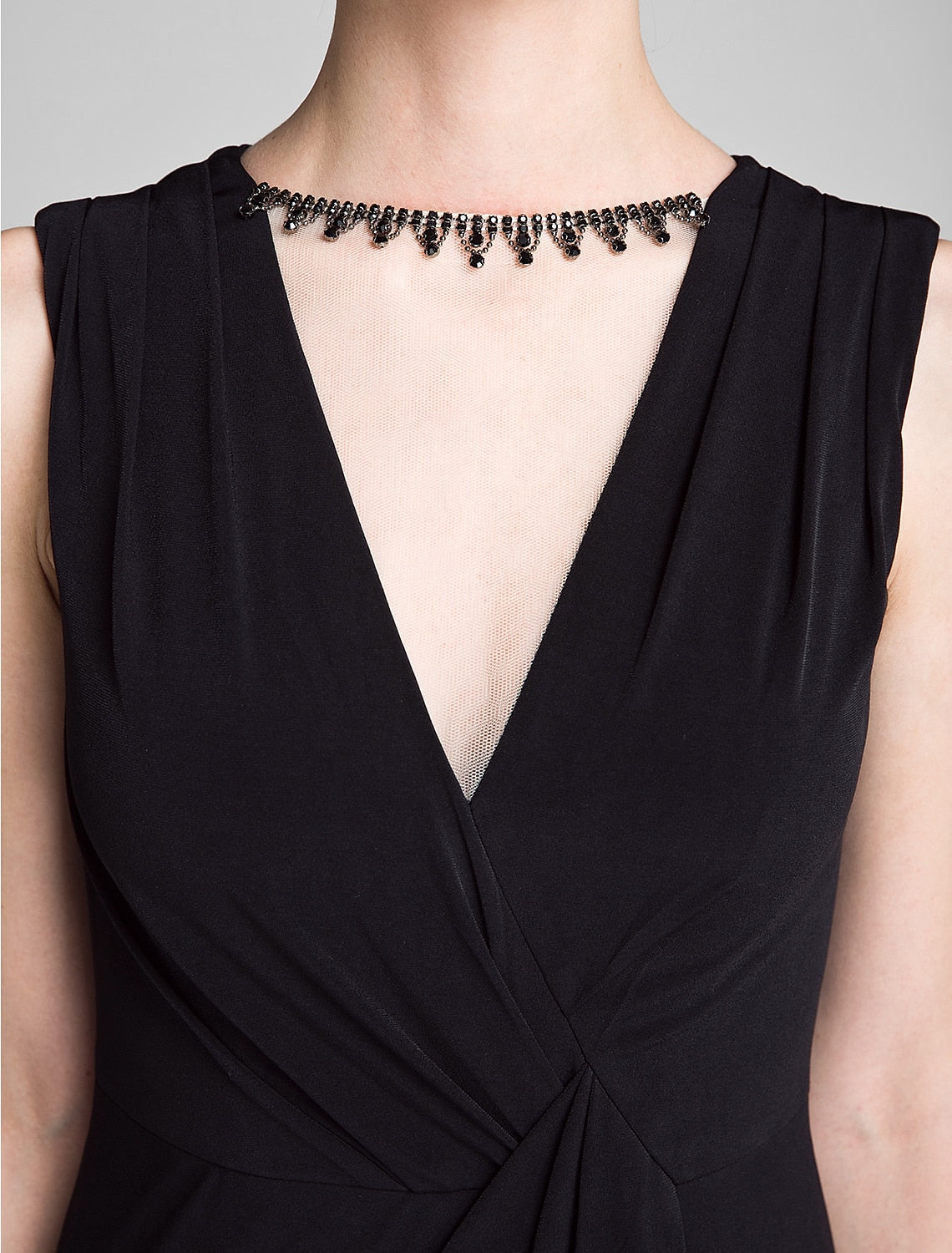 Aimishang Mermaid / Trumpet Mother of the Bride Dress Little Black Dress Jewel Neck Floor Length Chiffon Sleeveless No with Crystals Side Draping