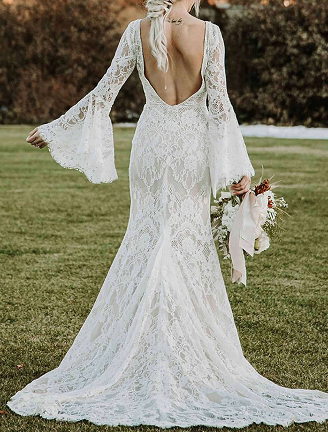 Aimishang Beach Vintage Open Back Boho Wedding Dresses Mermaid / Trumpet V Neck Long Sleeve Court Train Lace Bridal Gowns