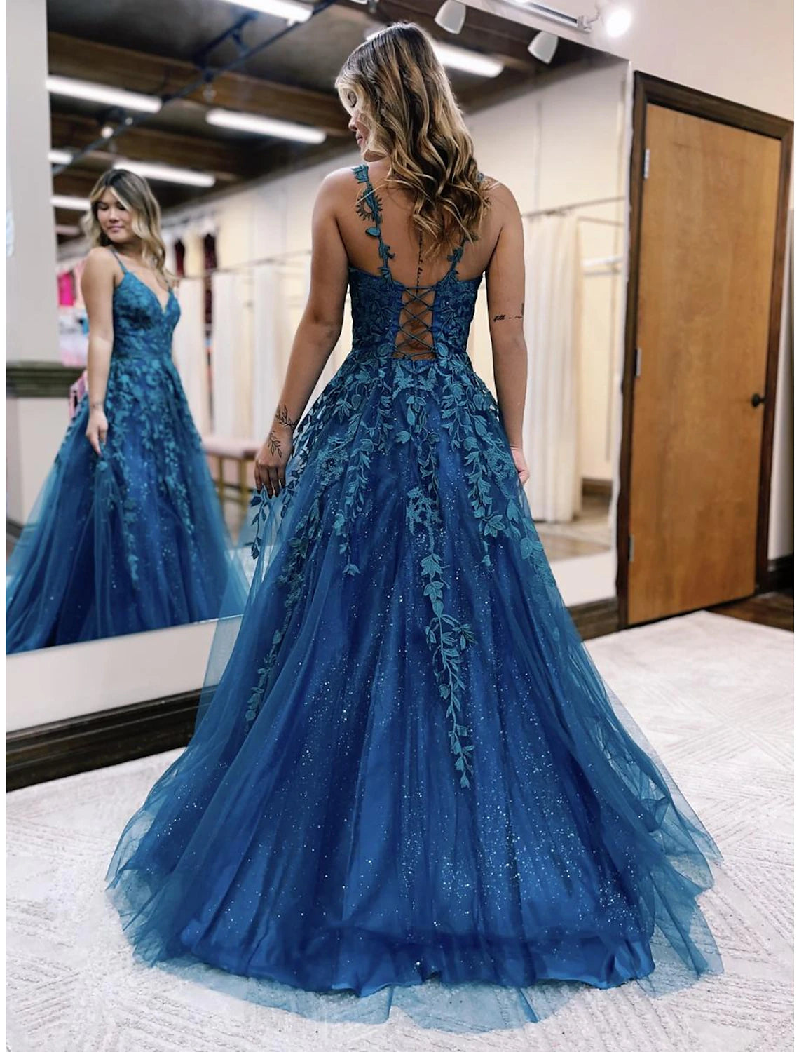 Aimishang Ball Gown A-Line Prom Dresses Sparkle & Shine Dress Formal Floor Length Sleeveless V Neck Tulle Backless with Glitter Appliques