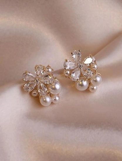 Wholesale White Fine Jewelry Classic Floral Flower Earrings Jewelry Gold For Wedding Party 1 Pair