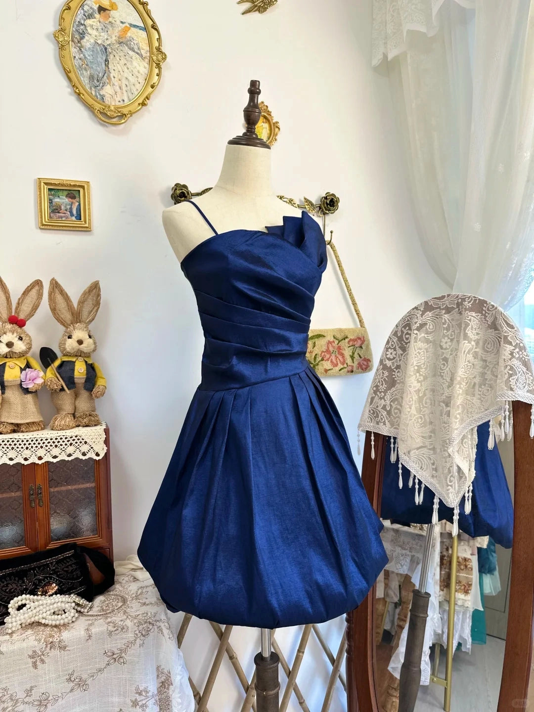 Aimishang Elegant Spaghetti Straps Satin Pleated Blue Sleeveless Short Formal Party Dress Classy Birthday Homecoming Dress
