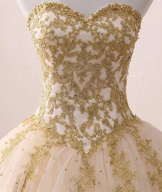 Beautiful Light Champagne Ball Gown Party Dress Sweet 16 dress with Gold Applique Prom Dress Wholesale