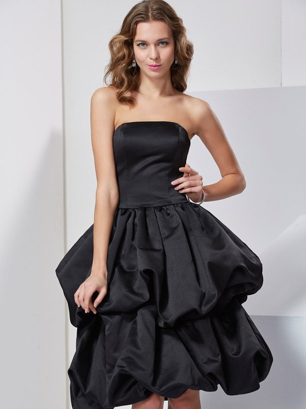 Wholesale A-Line Satin Strapless Sleeveless Knee-Length With Layers Bridesmaid Dresses