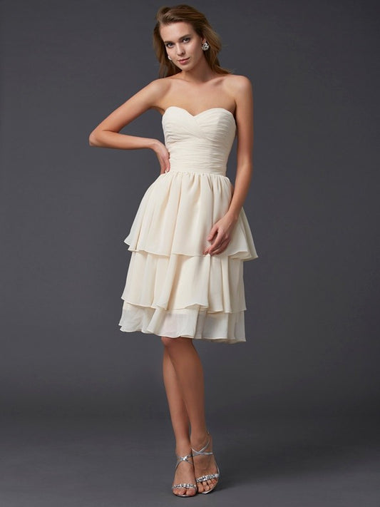 Wholesale Sheath Chiffon Sweetheart Sleeveless Knee-Length With Layers Bridesmaid Dresses