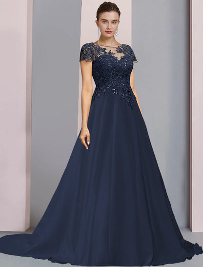 Wholesale A-Line Mother of the Bride Dress Formal Wedding Guest Party Elegant Scoop Neck Sweep / Brush Train Satin Lace Short Sleeve with Sequin Appliques