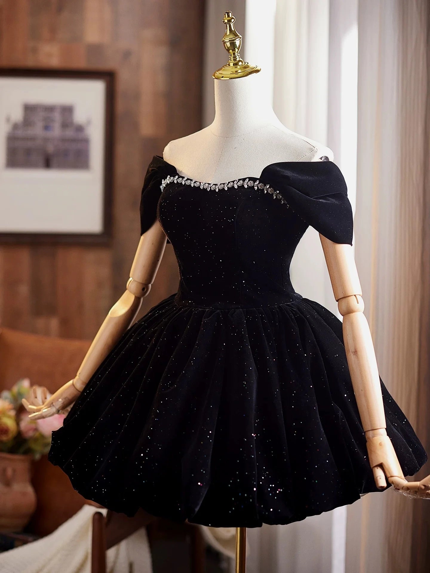 Aimishang Pretty Off the Shoulder A Line Black Short Formal Prom Dress Shiny Homecoming Dress
