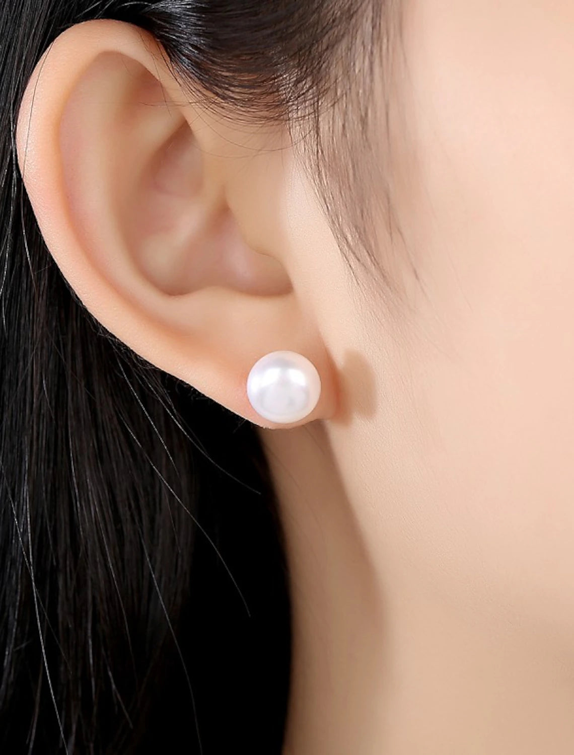 Wholesale Women's White Freshwater Pearl Stud Earrings Fine Jewelry Classic Precious S925 Silver Earrings Jewelry White For Wedding Engagement 1 Pair