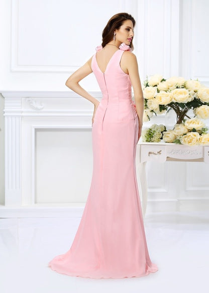 Wholesale Mermaid Chiffon V-neck Sleeveless Sweep/Brush Train With Hand-Made Flower Bridesmaid Dresses