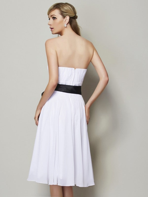 Wholesale A-Line Chiffon Strapless Sleeveless Knee-Length With Sash/Ribbon/Belt Bridesmaid Dresses