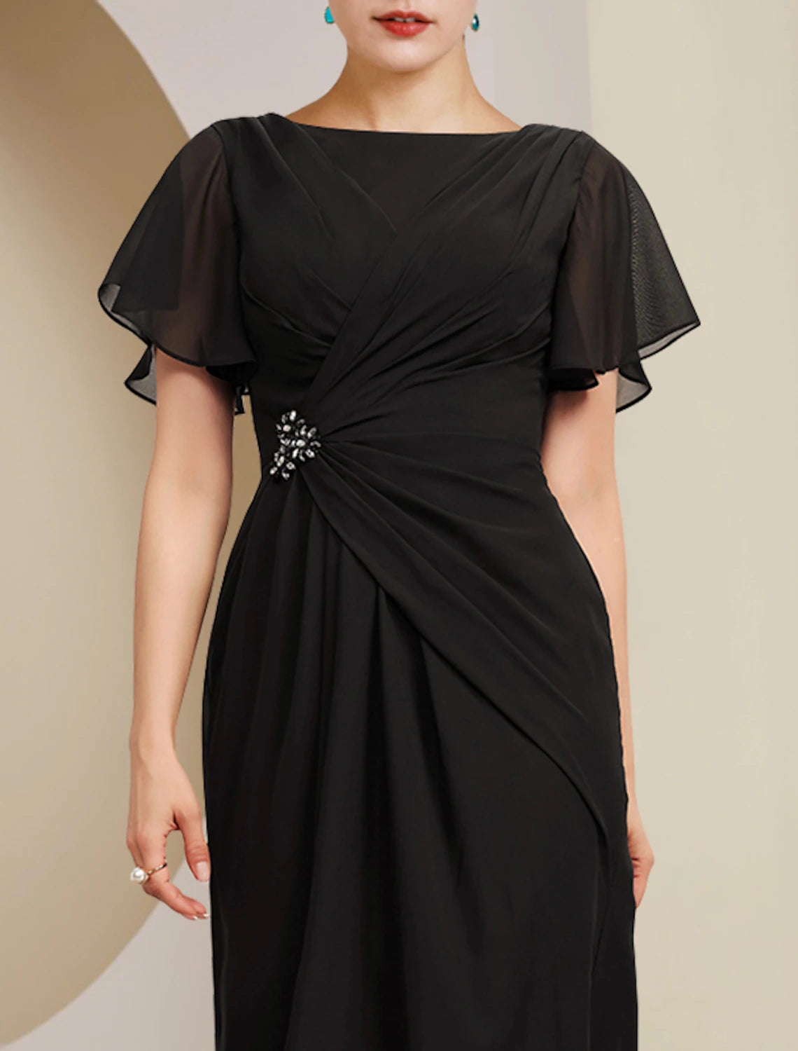 Wholesale Sheath / Column Mother of the Bride Dress Wedding Guest Elegant Scoop Neck Ankle Length Chiffon Short Sleeve with Crystal Brooch Side-Draped