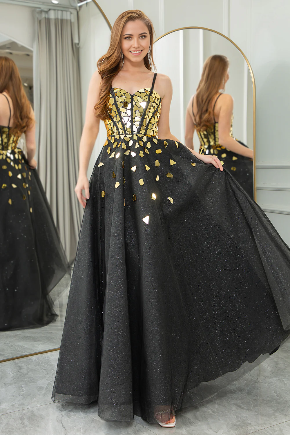 Wholesale A Line Evening Dress Spaghetti Straps Sequins Long Corset Mirror Prom Dress Black Golden