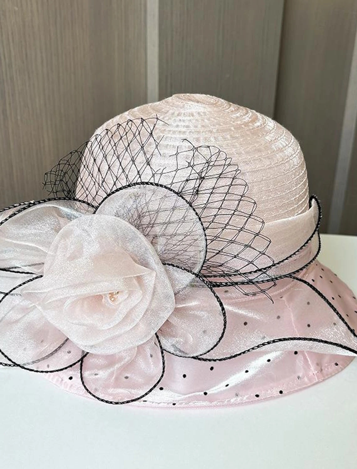 Wholesale Fascinators Hats Bucket Hat Floppy Hat Sun Hat Holiday Beach Elegant Retro With Flower Polka Dot Headpiece Headwear