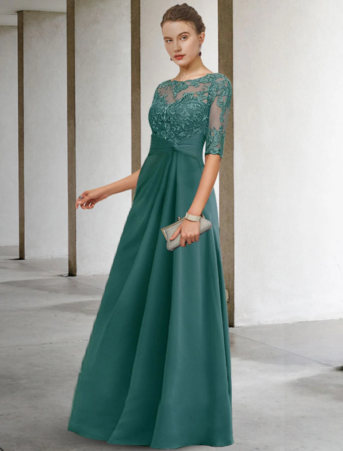 Wholesale Sheath / Column Mother of the Bride Dress Fall Wedding Guest Dresses Plus Size Elegant Jewel Neck Floor Length Chiffon Lace Short Sleeve with Appliques Side-Draped