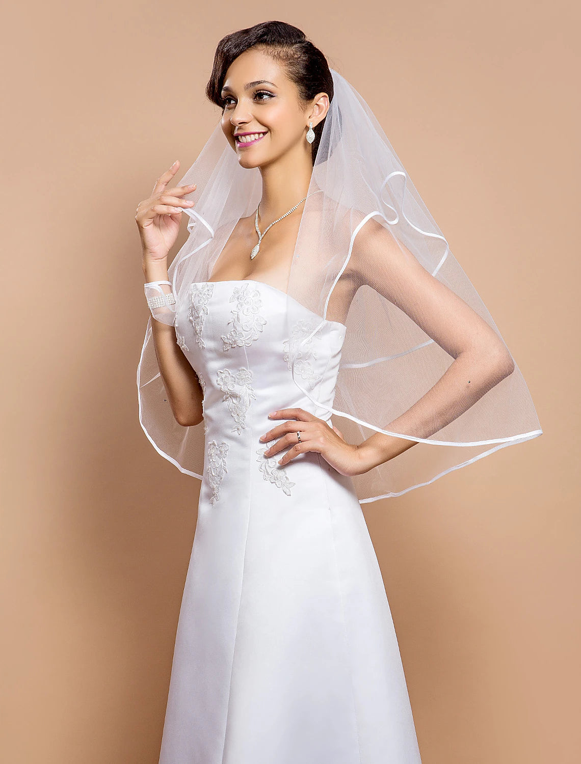 Wholesale Two-tier Ribbon Edge Wedding Veil Elbow Veils with Rhinestone 31.5 in (80cm) Tulle A-line, Ball Gown, Princess