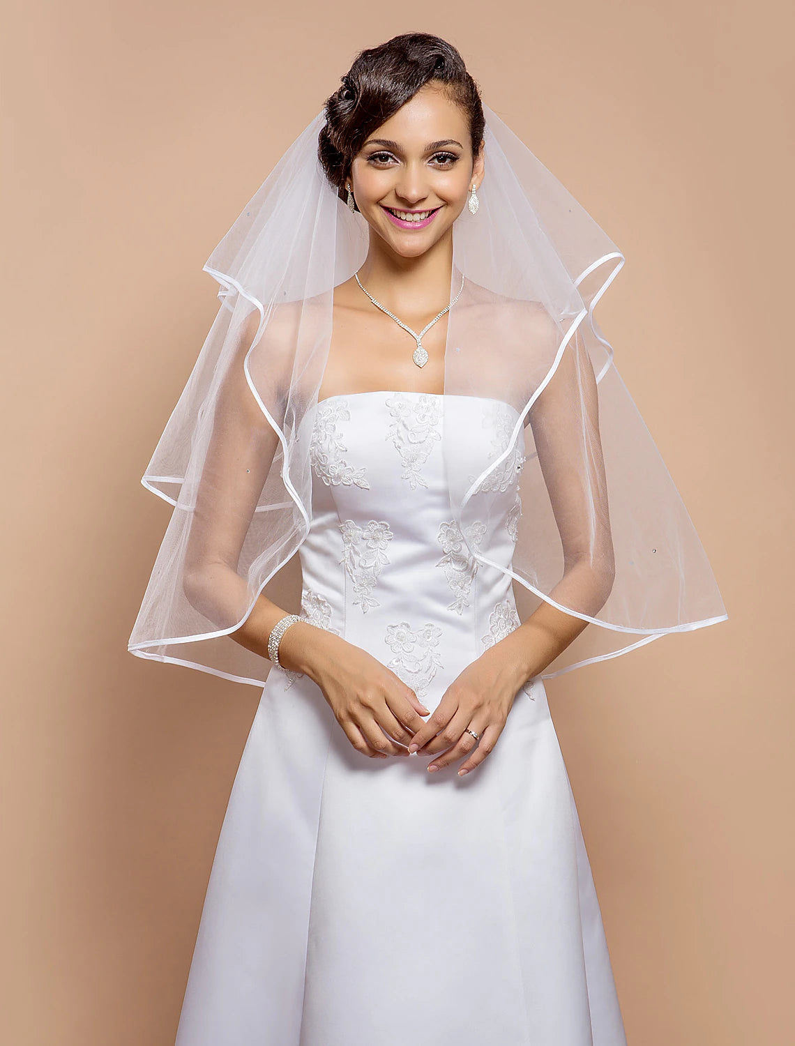 Wholesale Two-tier Ribbon Edge Wedding Veil Elbow Veils with Rhinestone 31.5 in (80cm) Tulle A-line, Ball Gown, Princess