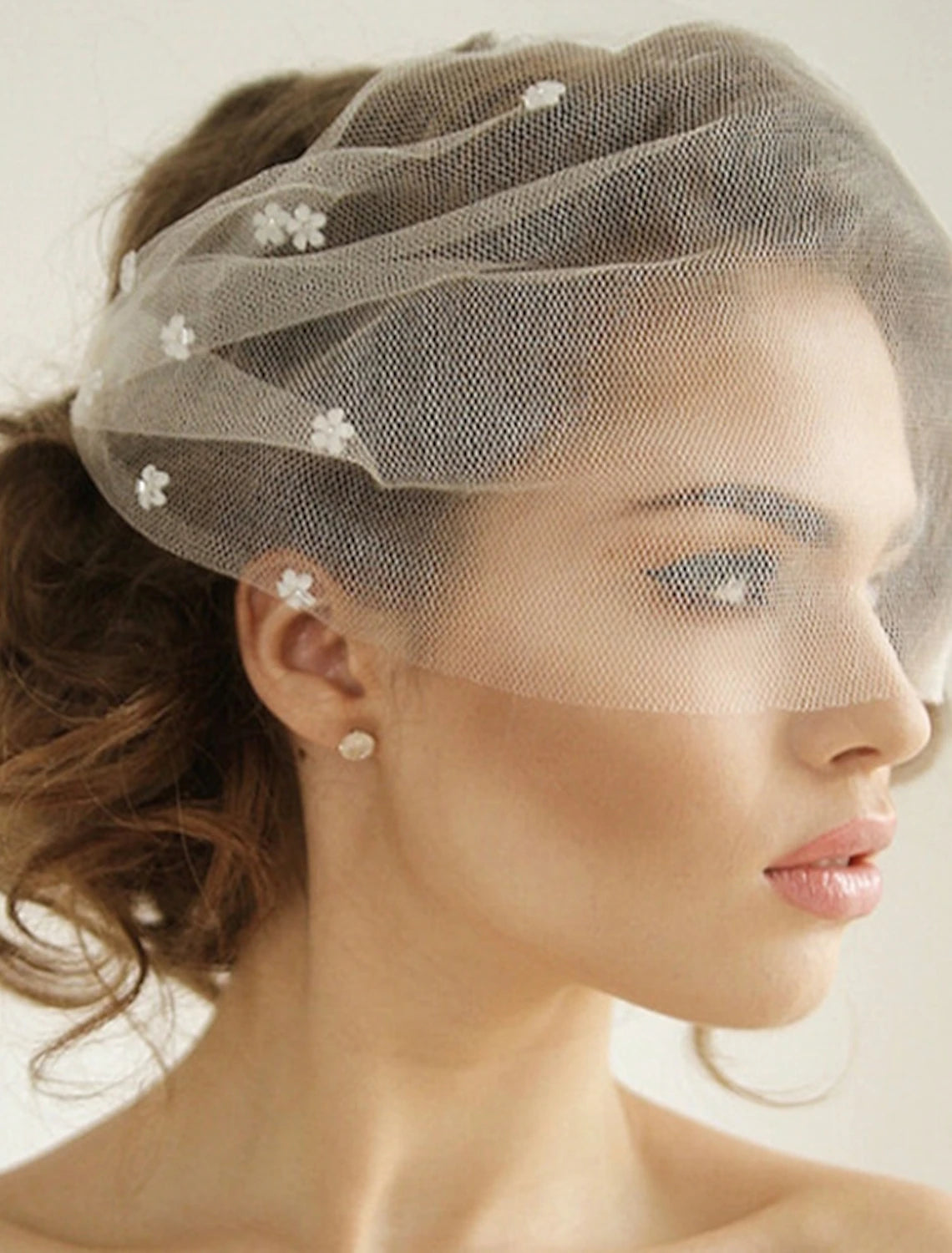 Wholesale One-tier Euramerican Wedding Veil Blusher Veils with Acrylic / Crystals / Rhinestones