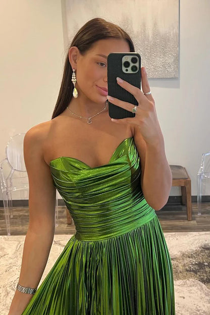 Wholesa Green Strapless Pleated A-Line Long Prom Dresses