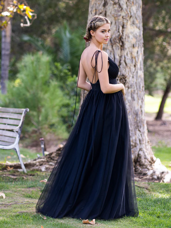 Wholesale Elegant Deep Evening Dress V-neck Tulle Sweep Train Prom Dress