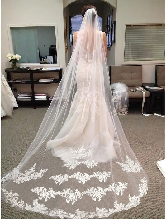 Wholesale One-tier Lace Wedding Veil Chapel Veils with POLY / 100% Polyester / Drop Veil