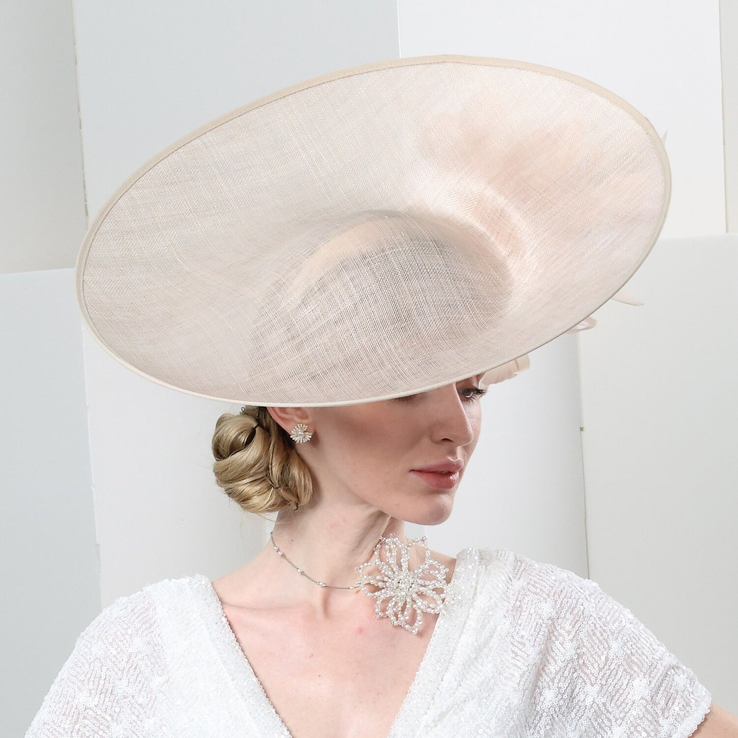 Wholesale Hat Flax Top Hat Sinamay Hat Wedding Casual Melbourne Cup Elegant Romantic British With Flower Headpiec