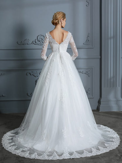 Wholesa Ball Gown V-neck 3/4 Sleeves Court Train Lace Tulle Wedding Dresses