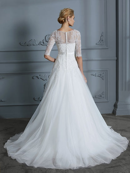 Wholesa A-Line/Princess 1/2 Sleeves Scoop Lace Court Train Tulle Wedding Dresses