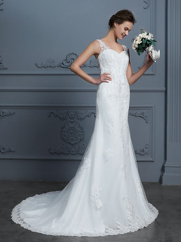 Wholesa Trumpet/Mermaid V-neck Sleeveless Lace Court Train Tulle Wedding Dresses