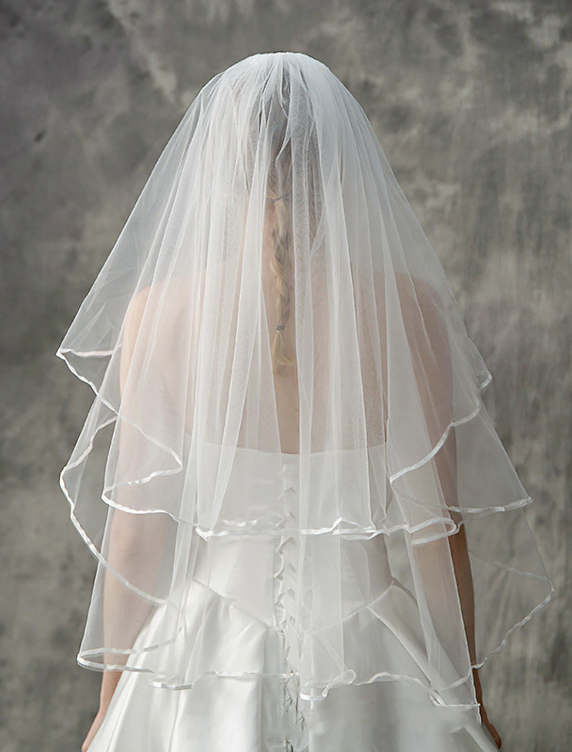 Wholesale Two-tier European Style Wedding Veil Elbow Veils with Tier / Pure Color Tulle