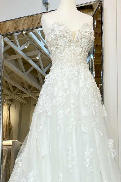 Wholesale Elegant A-Line White Floral Applique Sweetheart Long Wedding Dress with Sweep Train