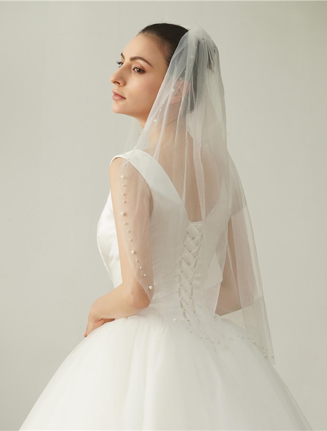 Wholesale One-tier Wedding Veil Elbow Veils with Faux Pearl 35.43 in (90cm) Tulle