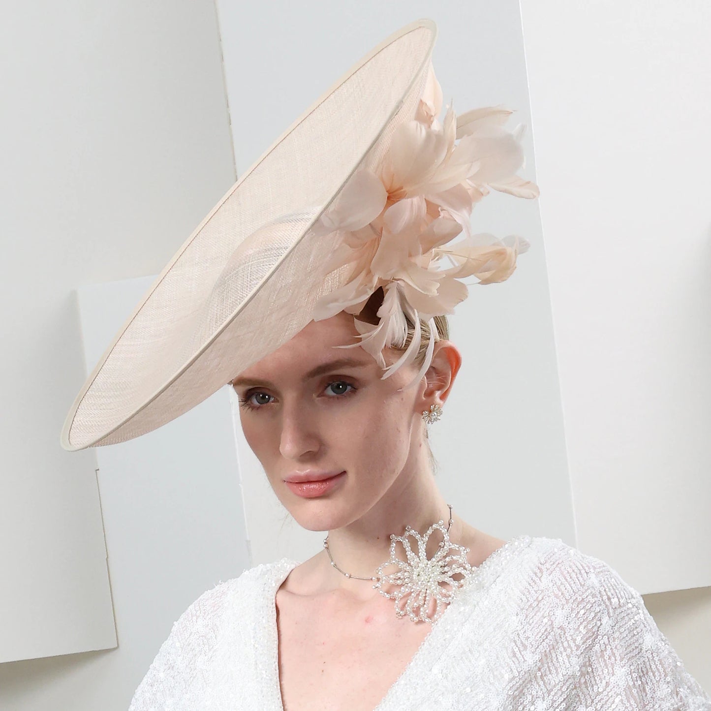 Wholesale Hat Flax Top Hat Sinamay Hat Wedding Casual Melbourne Cup Elegant Romantic British With Flower Headpiec