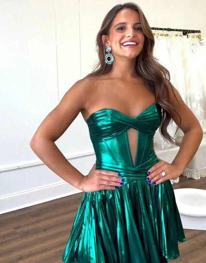 Wholesale Homecoming Dress A-Line Strapless Satin