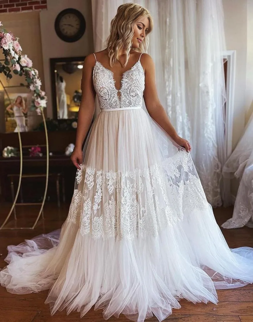 Wholesale Wedding Dress A-Line Court Train Spaghetti Straps Boho Tulle