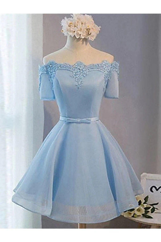 Wholesale A Line Homecoming Dresses Lace Short Sleeves