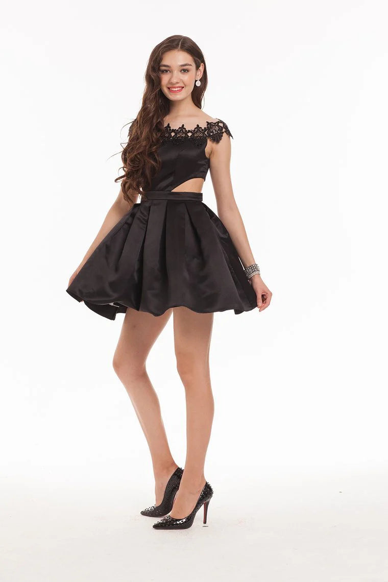 Wholesale Homecoming Dresses Bateau Satin Short/Mini