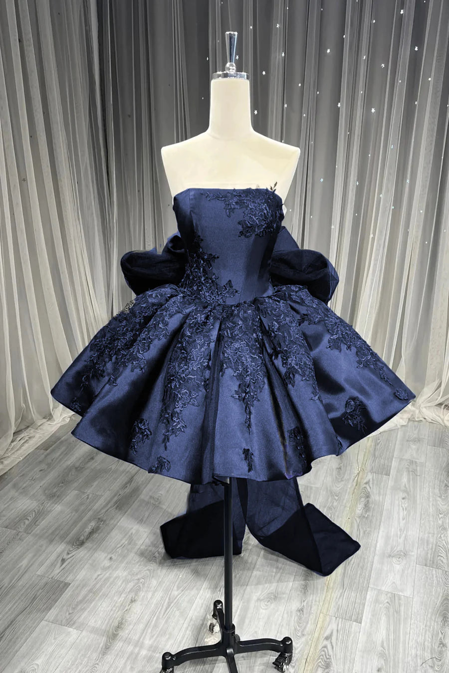 Aimishang Charming Blue A Line Strapless Short Party Prom Dress Chic Graduation Homecoming Dress with Appliques
