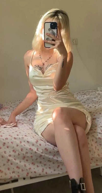 Aimishang Charming Sheath Straps Sleeveless Satin Short Homecoming Dress Summer Mini Birthday Party Dress
