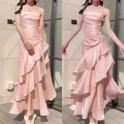 Aimishang Charming Spaghetti Straps Tiered Pleated Sleeveless Long Formal Prom Dress Chic Graduation Wedding Guest Dress Elegant Party Evening Gowns
